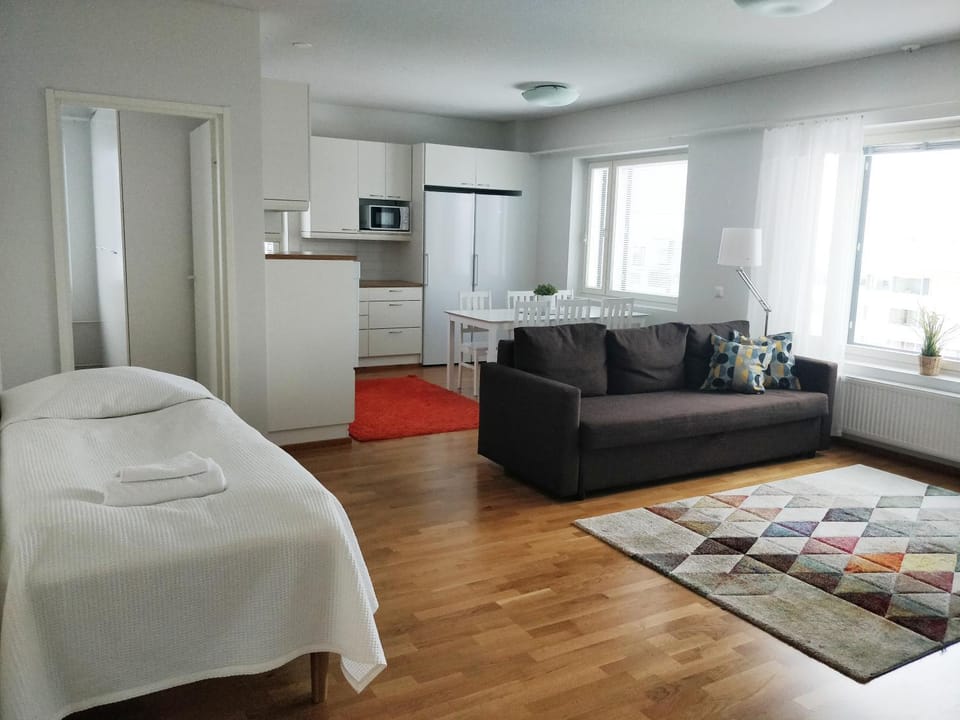 Bed, Kitchen or kitchenette, Living room, Photo of the whole room, Dining area, Bedroom, oven, stove