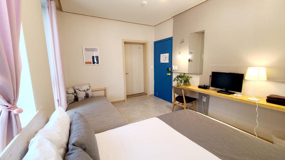 DW Design Residence Bed and Breakfast in Seoul