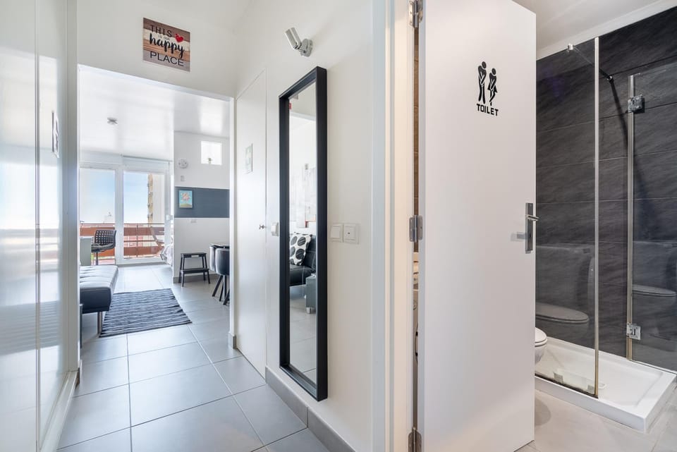 Facade/entrance, Bathroom