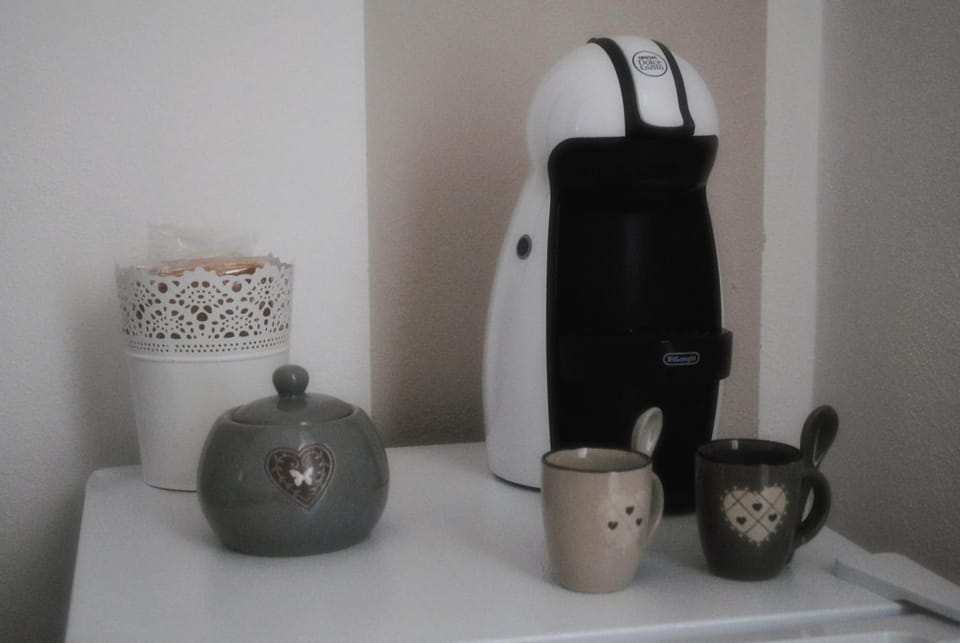 Coffee/tea facilities, Italian breakfast