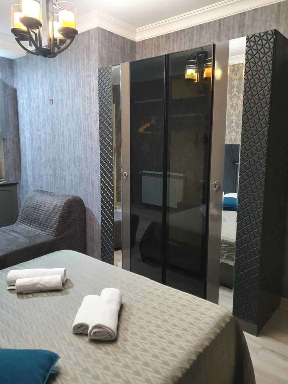 Piazza Batumi Guesthouse Apartment in Batumi