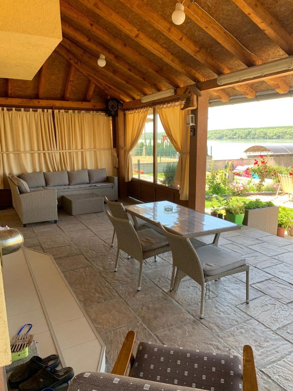 Dunav Vila Tamaris Smederevo Villa in Serbia