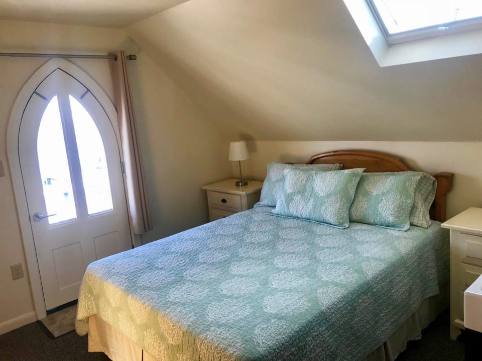 The Attleboro House Bed and Breakfast in Oak Bluffs