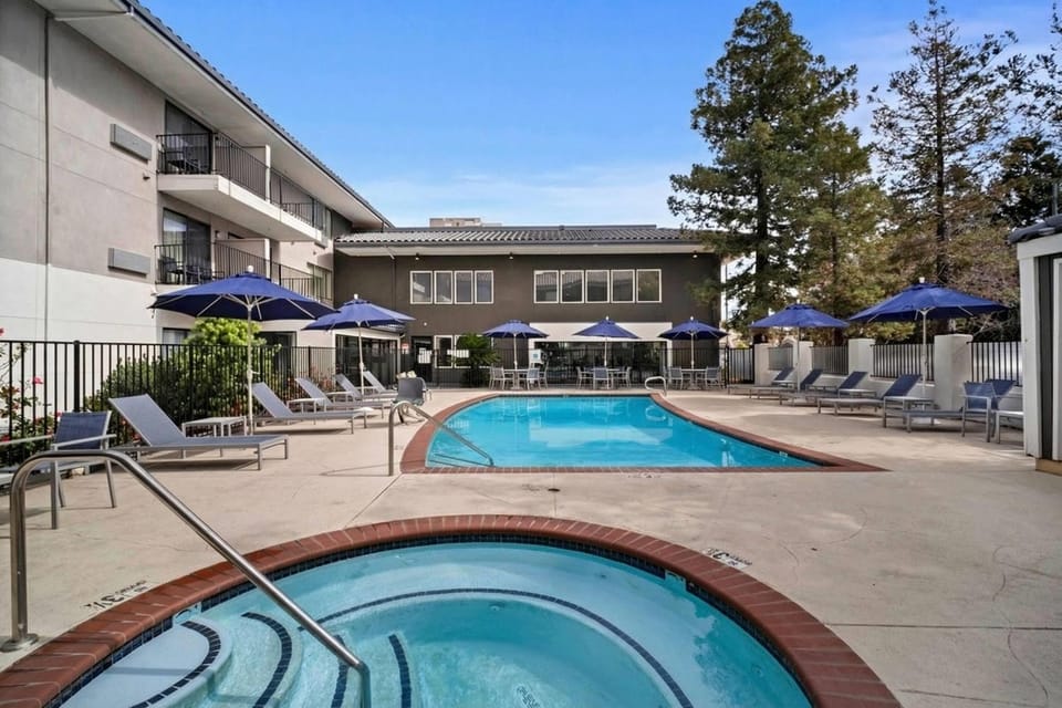 Pool view