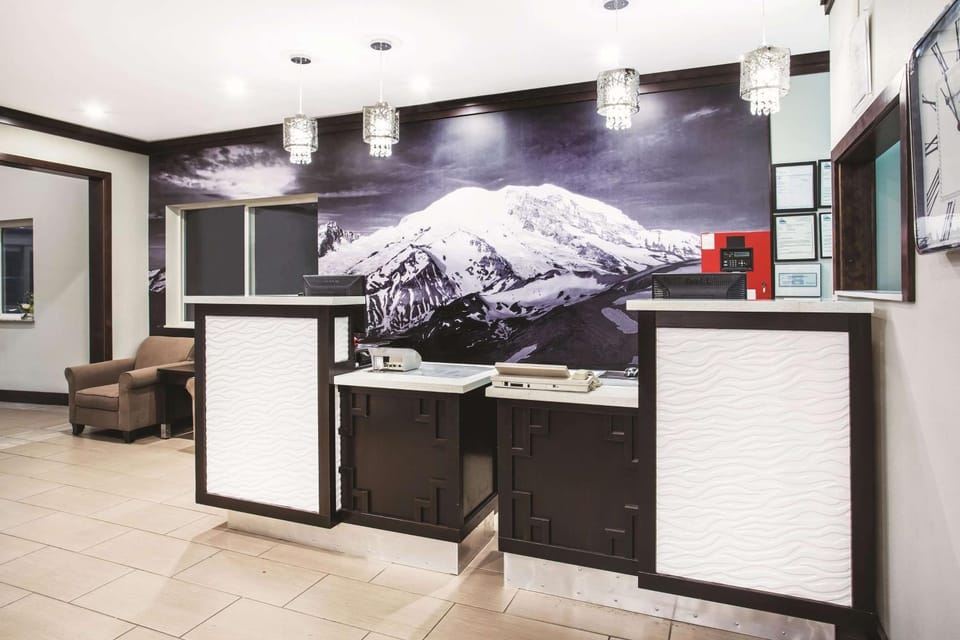 Lobby or reception, On site