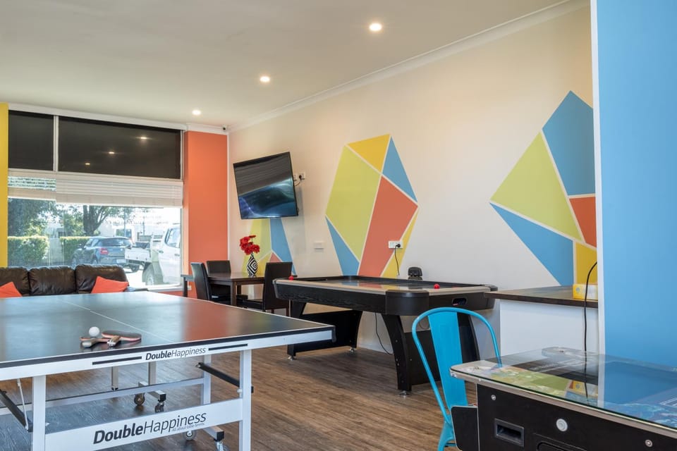 Communal lounge/ TV room, Game Room, Table tennis, Seating area