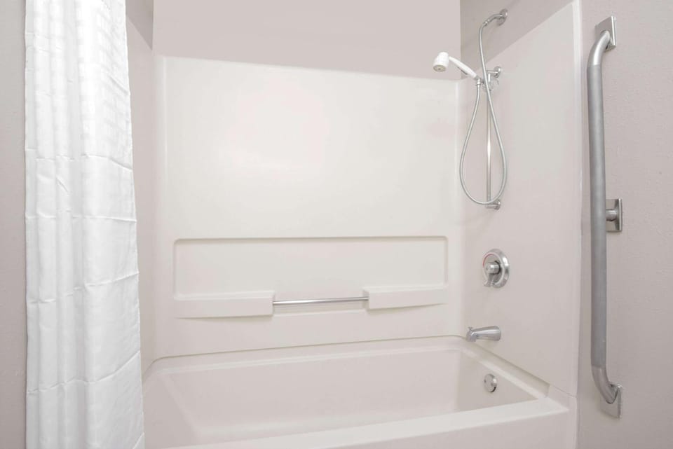 Bathroom, Photo of the whole room, On site, ADAM