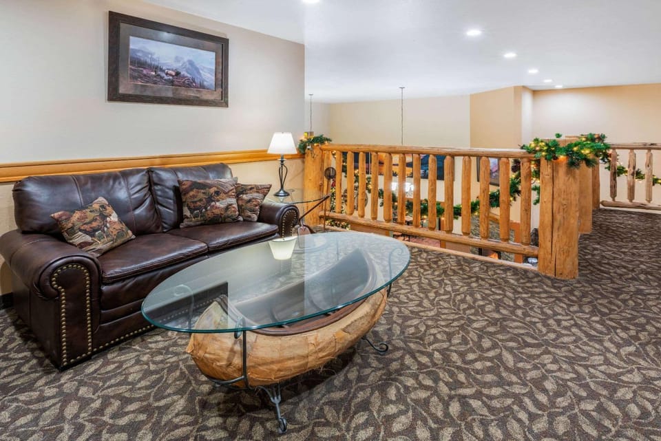 Lobby or reception, On site