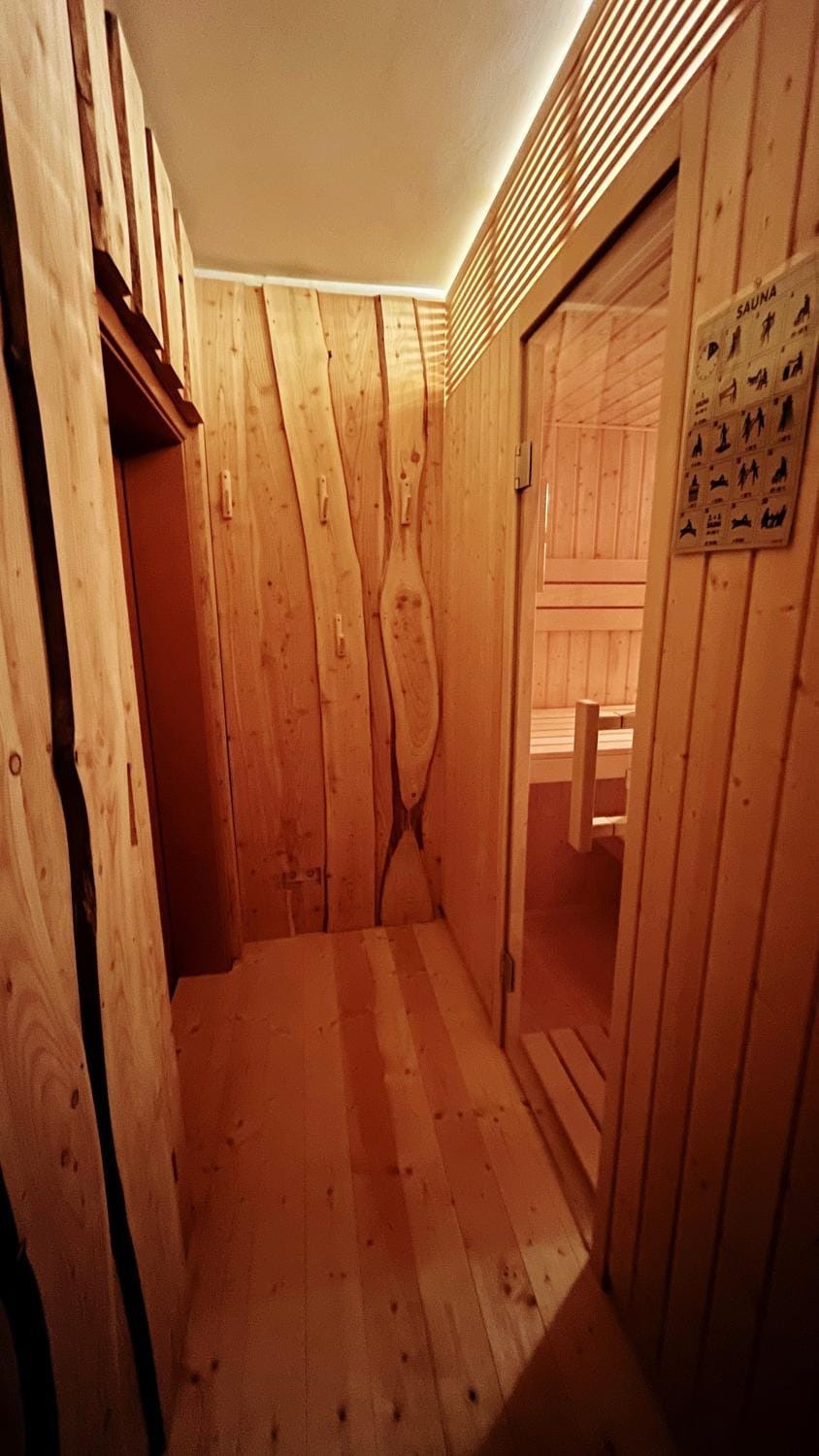 Sauna, Sauna, Spa and wellness centre/facilities