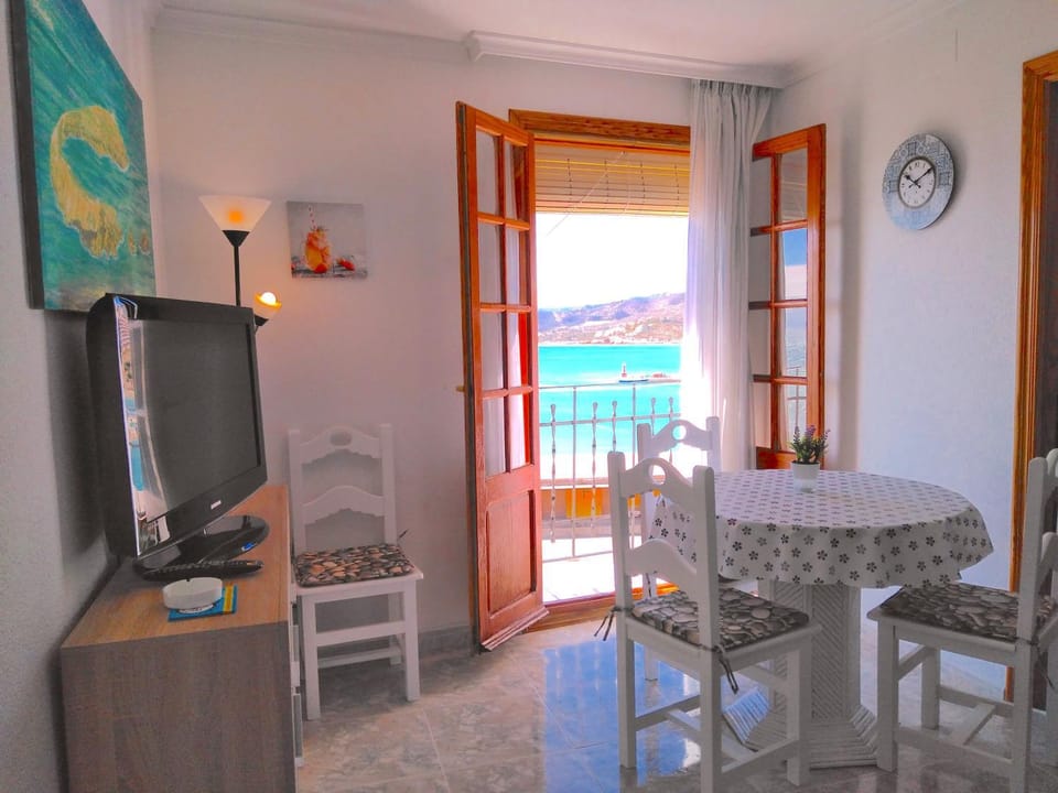 Balcony/Terrace, Living room, Dining area, Landmark view, Sea view