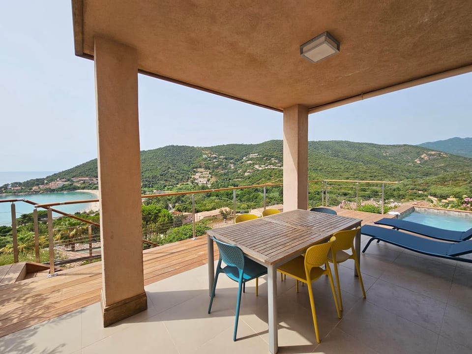 Balcony/Terrace, Dining area, Sea view