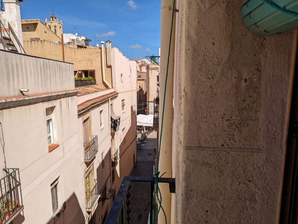 Neighbourhood, Street view