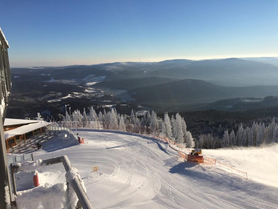 Activities, Winter, Skiing, Mountain view