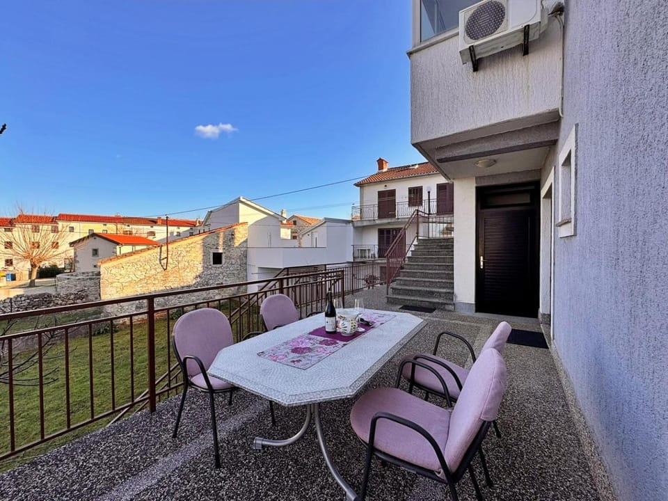 Apartments Katarina Bed and Breakfast in Primorje-Gorski Kotar County