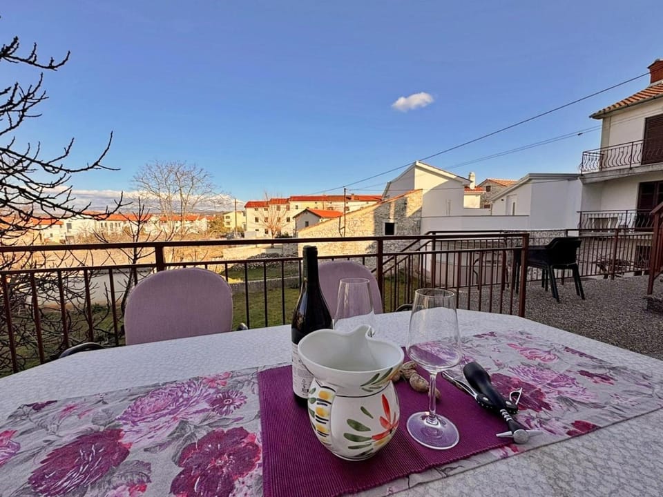 Apartments Katarina Bed and Breakfast in Primorje-Gorski Kotar County