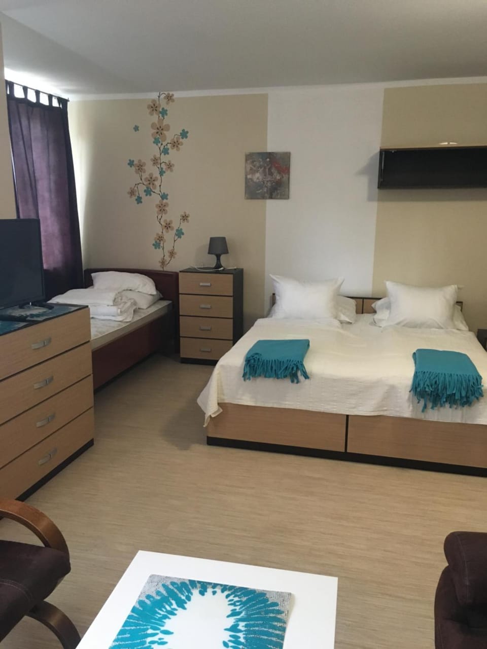 Bed, Photo of the whole room