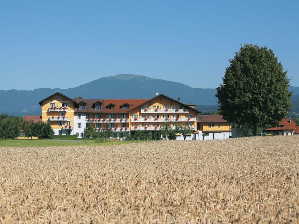 Property building, Facade/entrance, Natural landscape, Mountain view