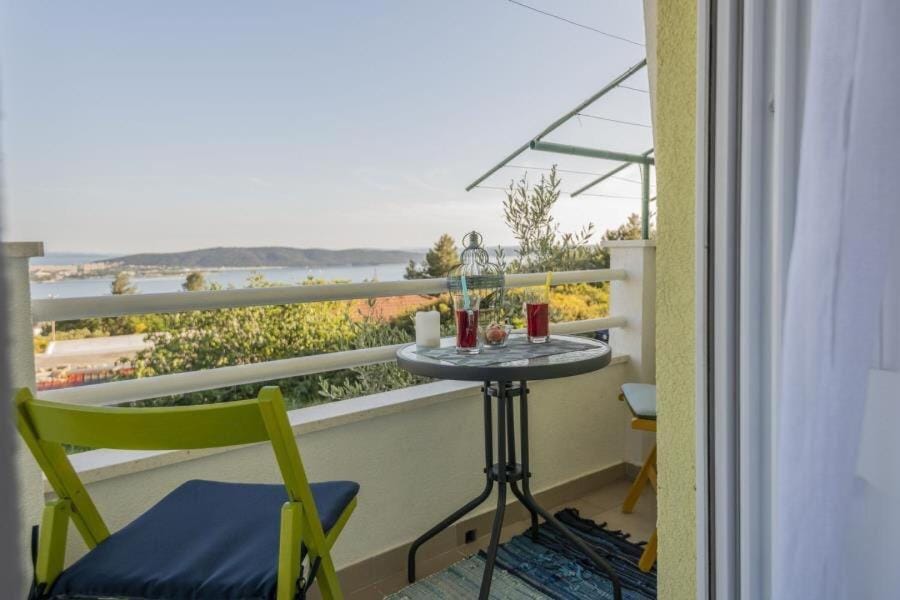 View (from property/room), Balcony/Terrace, Sea view