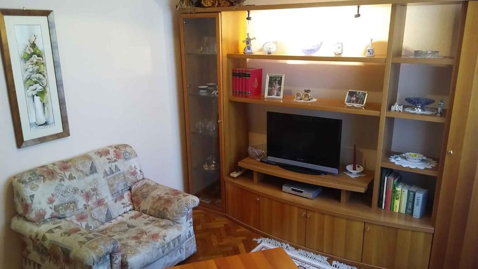 Apartment in Rijeka 27400 Apartment in Rijeka
