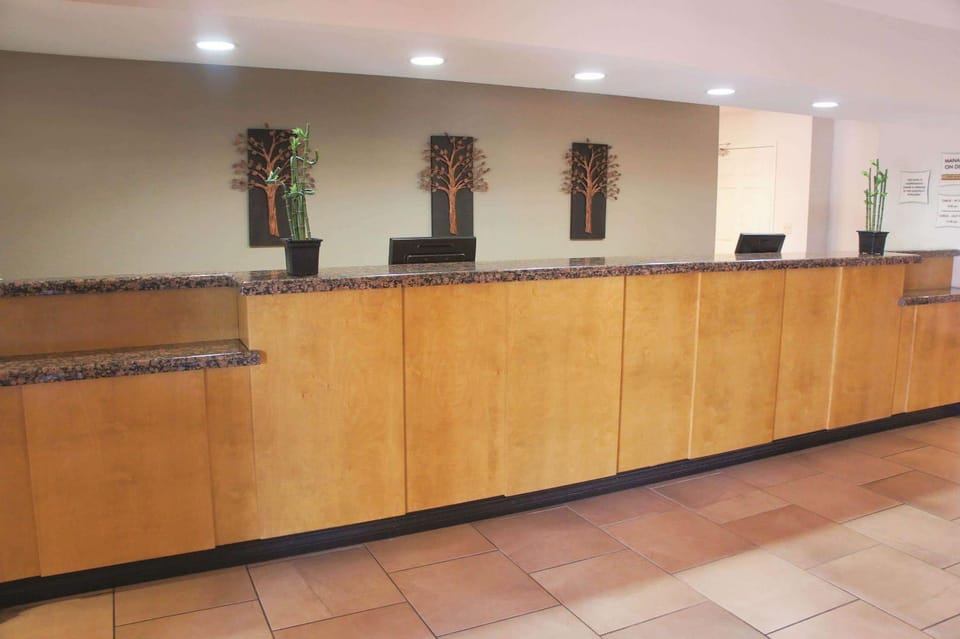 Lobby or reception, On site