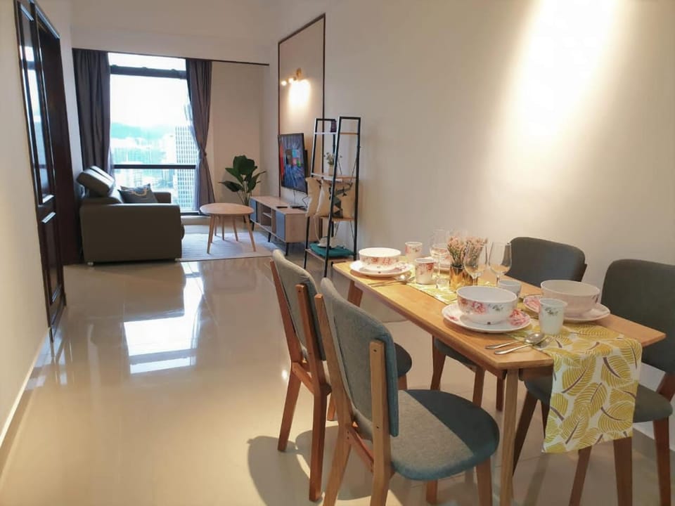 Living room, Dining area