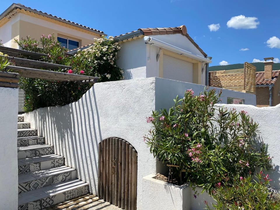 La Salamandre de l Olivier - le Palmier Apartment in Provence-Alpes-Côte d'Azur
