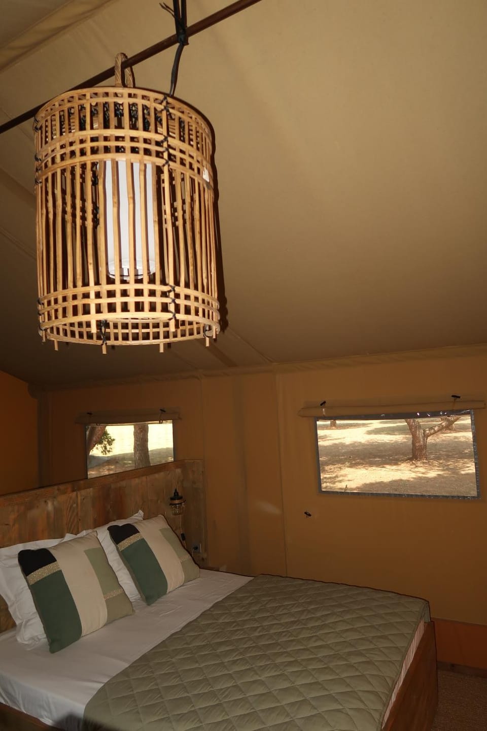 Les Lodges Saint Pierre Bed and Breakfast in Agde