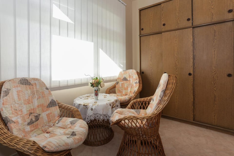 Coffee/tea facilities, Decorative detail