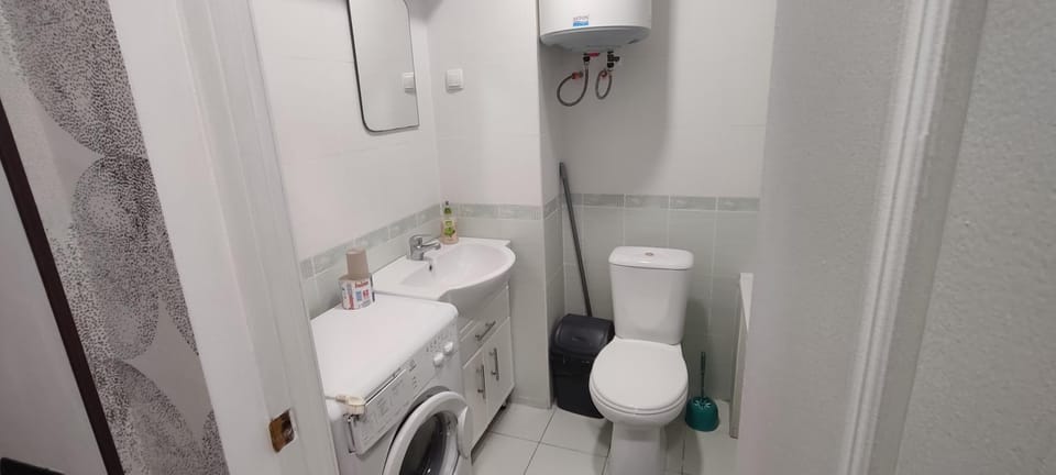 Toilet, Bathroom, washing machine