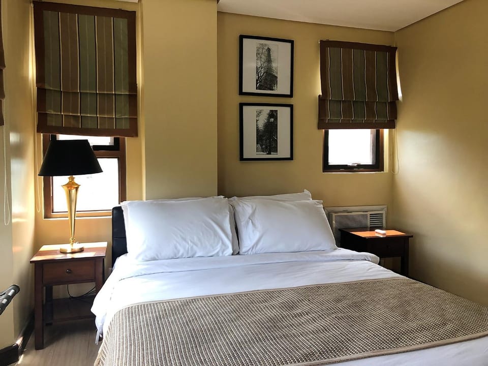 Bed, Decorative detail, Bedroom