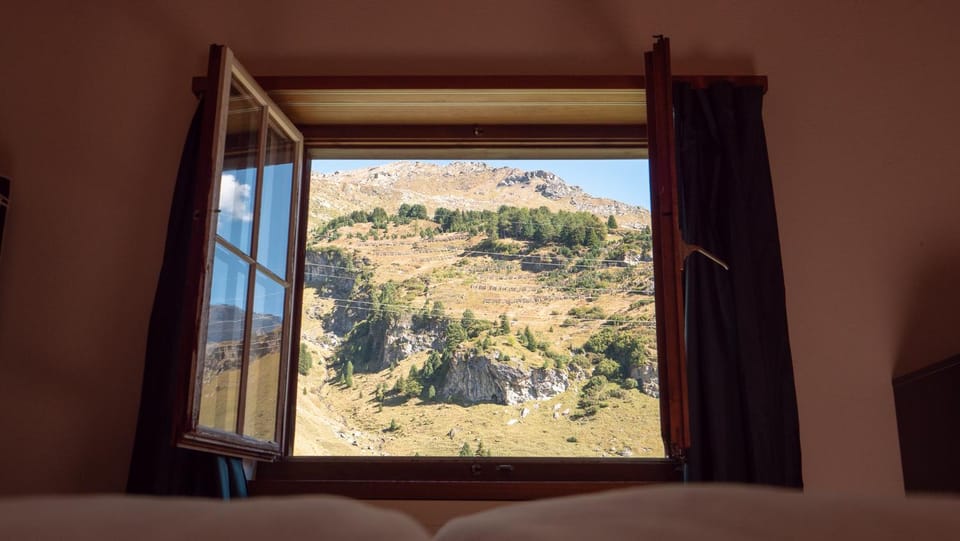 View (from property/room), Mountain view