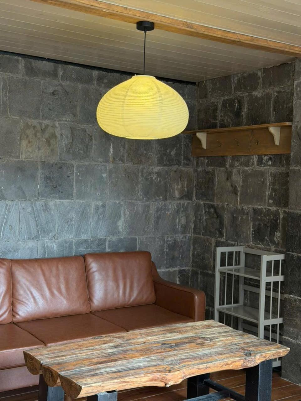 Bách Xanh House. Nhà Gác Lửng Apartment in Laos