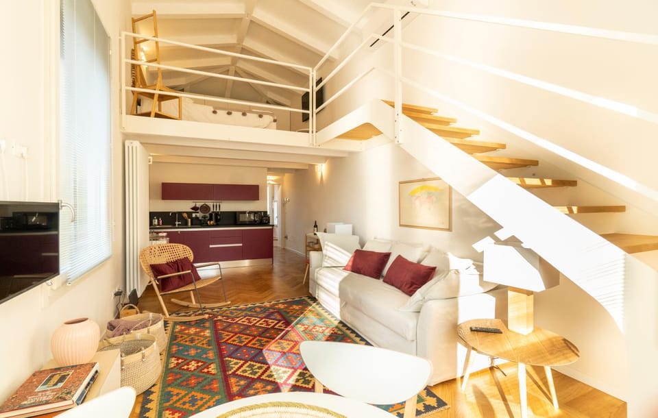 Kitchen or kitchenette, Living room