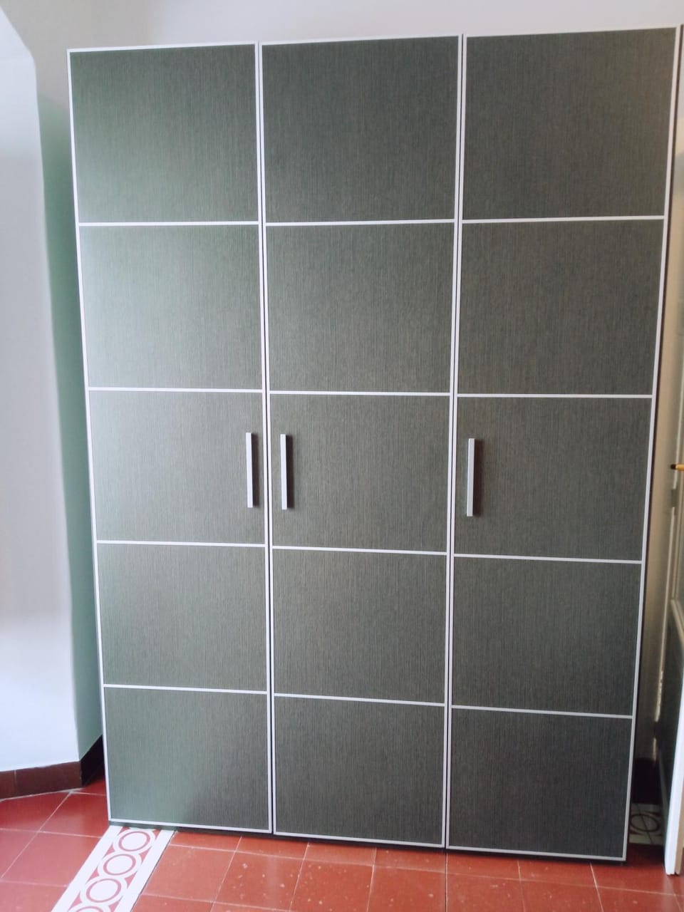 wardrobe