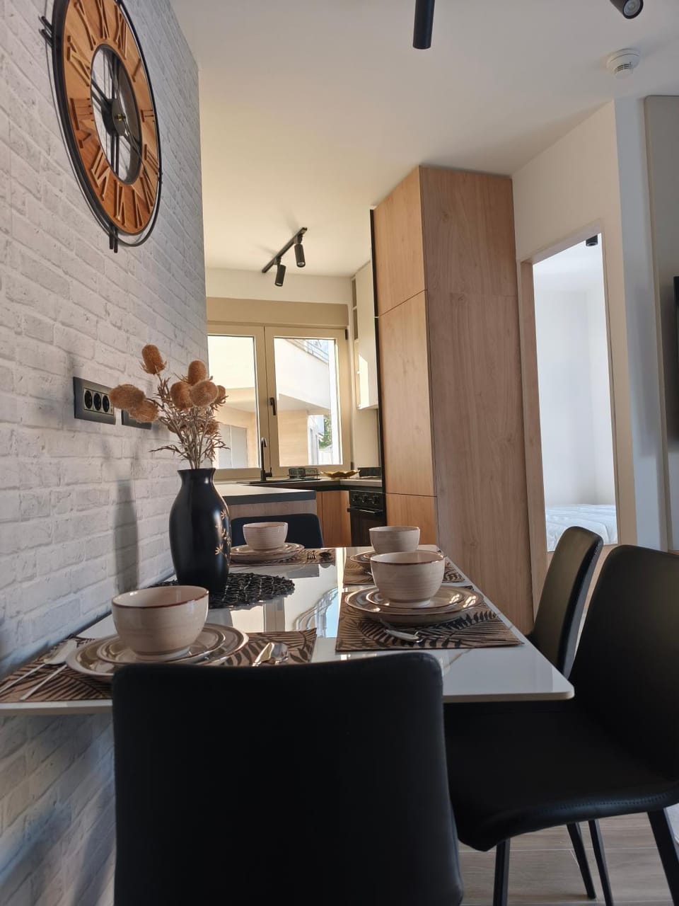 Kitchen or kitchenette, Living room, Dining area