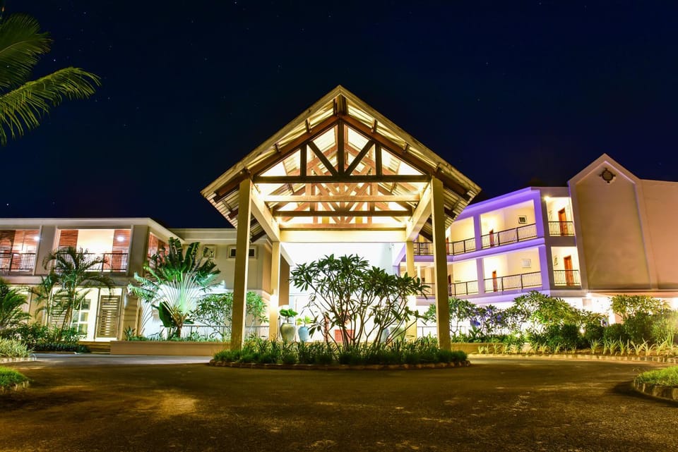 Property building, Facade/entrance