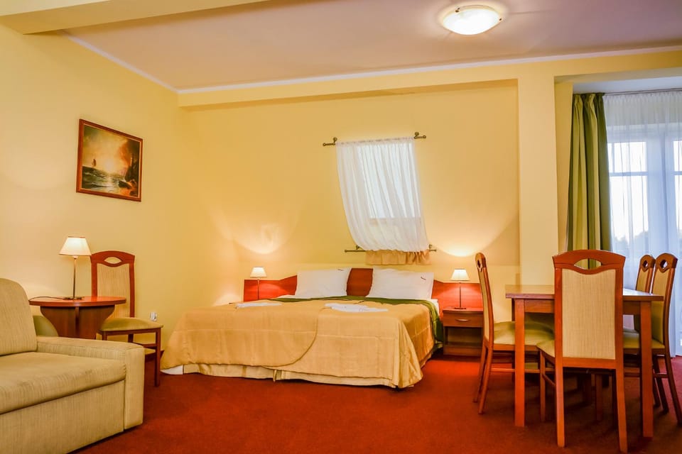 Photo of the whole room
