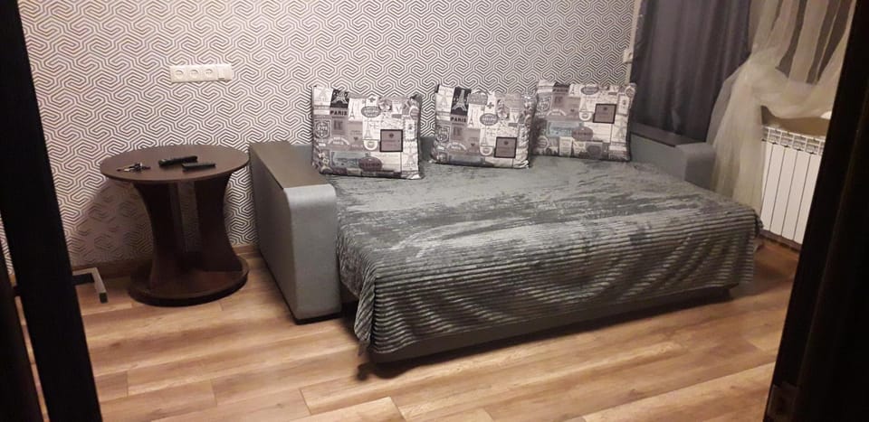 Bed, Living room, Seating area