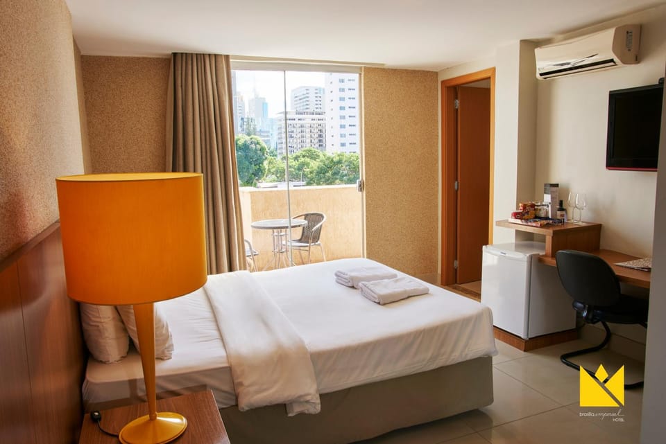 Communal lounge/ TV room, Bed, Photo of the whole room, Bedroom, hair dresser, air conditioner