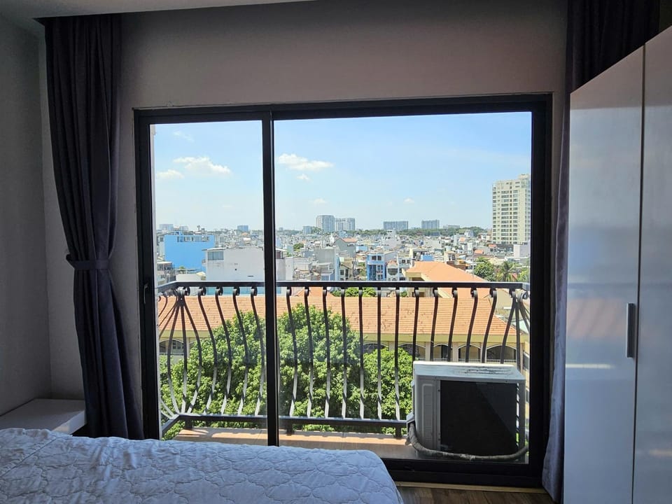 View (from property/room), Photo of the whole room, Bedroom