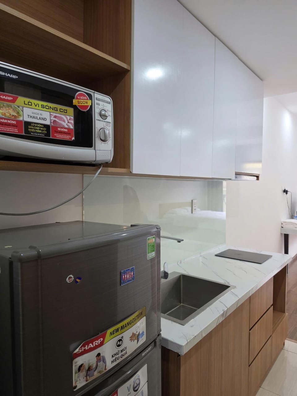 Kitchen or kitchenette, oven, stove