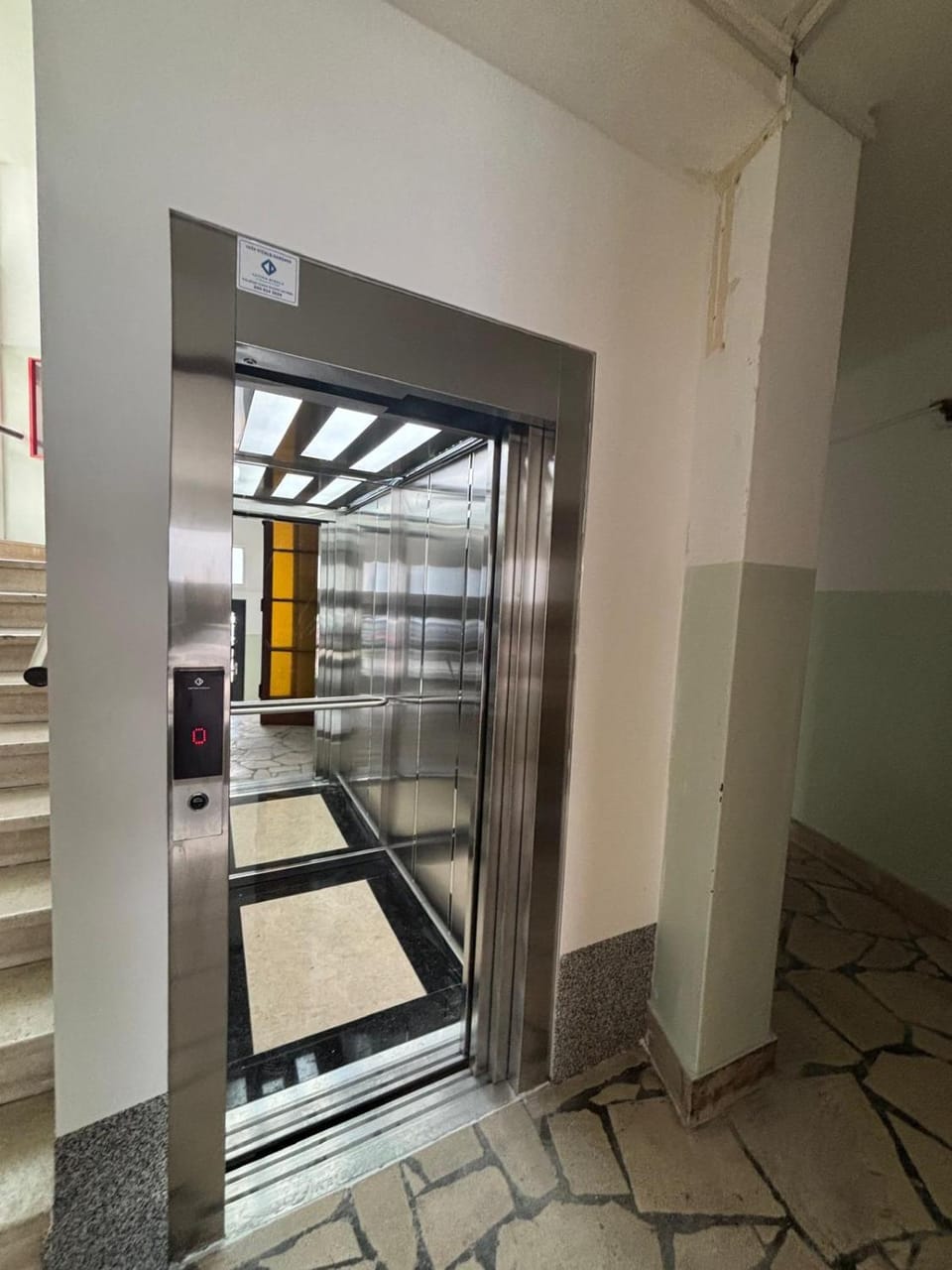 elevator
