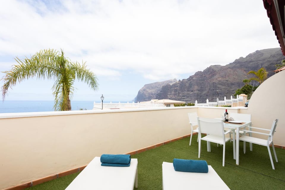 Natural landscape, View (from property/room), Balcony/Terrace, Mountain view