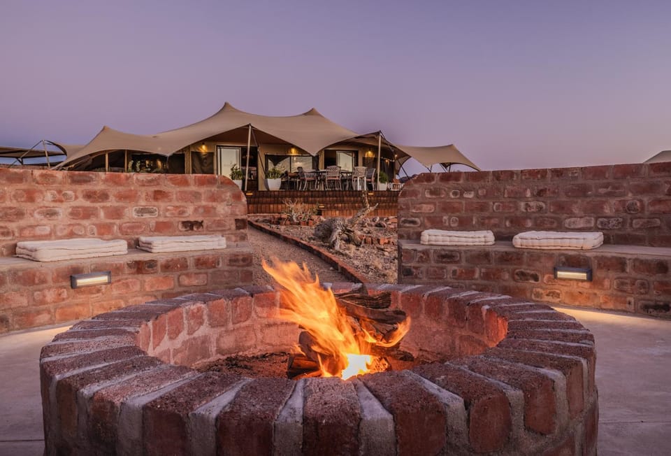 Natural landscape, Seating area