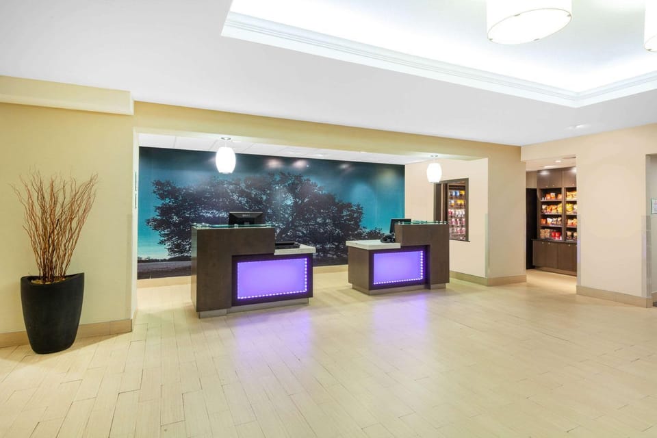Lobby or reception, On site