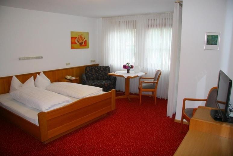 Gästehaus Trahasch im Adelshof Bed and Breakfast in Baden-Württemberg