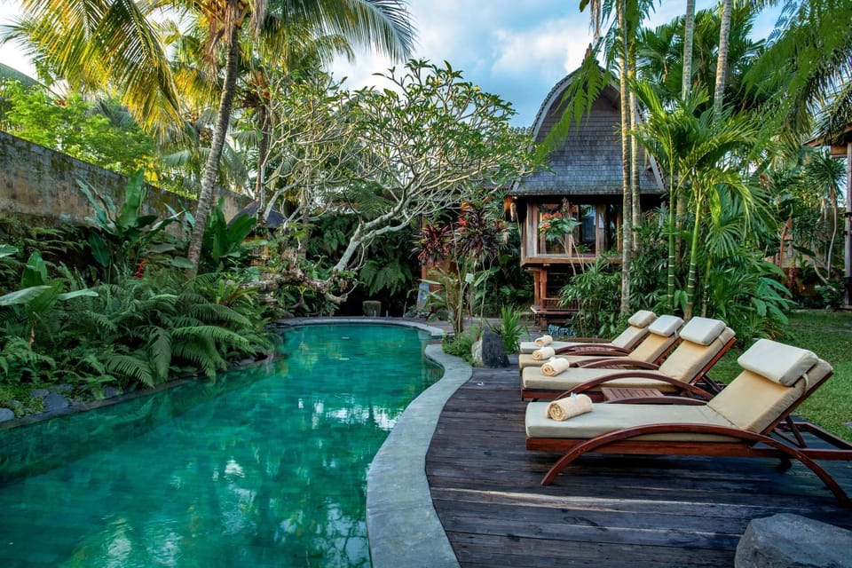 Pool view, Swimming pool