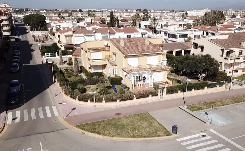 Bird's eye view, BBQ facilities, Garden, Balcony/Terrace, Street view