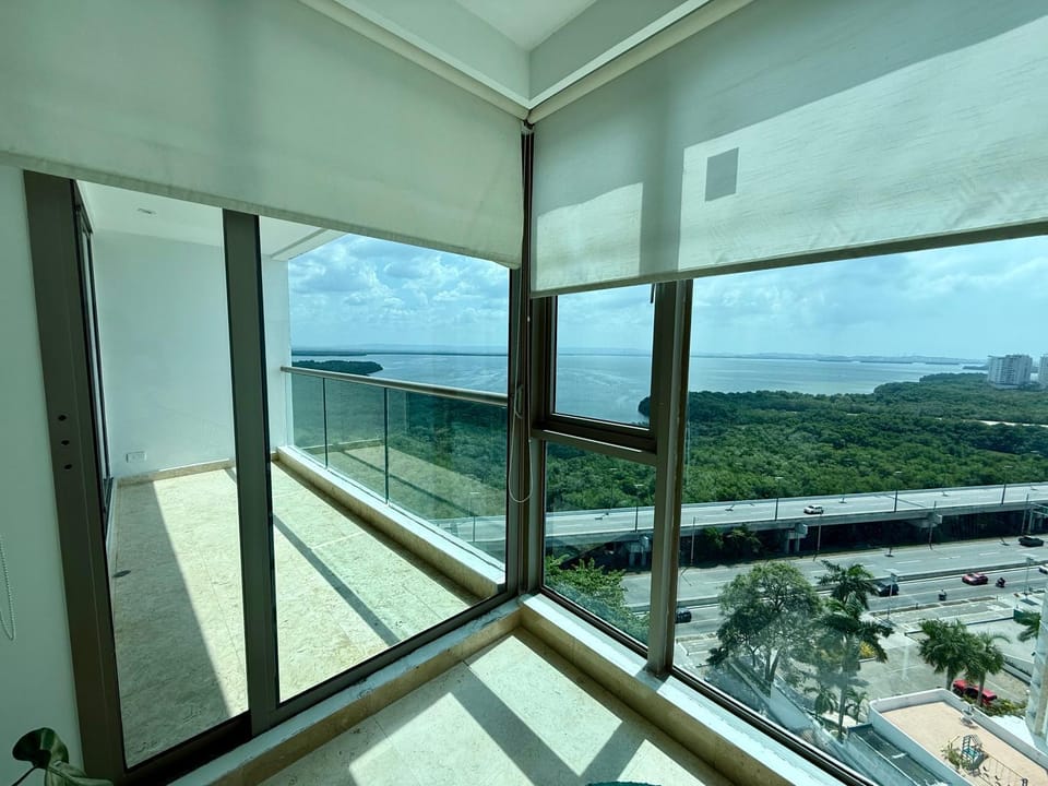 Bello apartamento dentro del Hotel Radisson Ocean Pavillion Apartment in La Boquilla