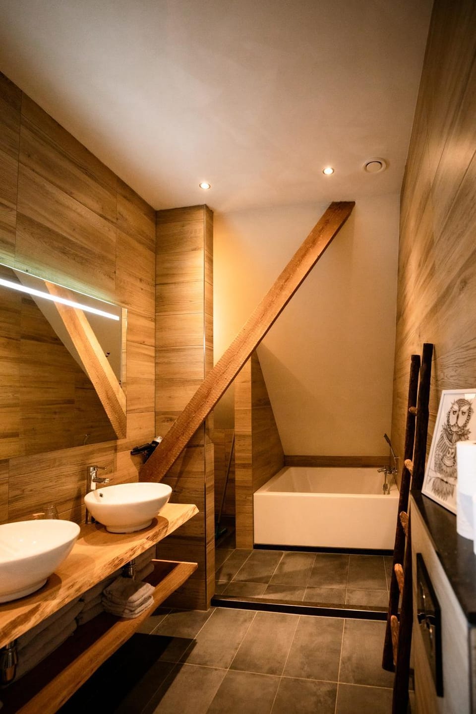Bed, Bathroom, Photo of the whole room, Bedroom, Bath